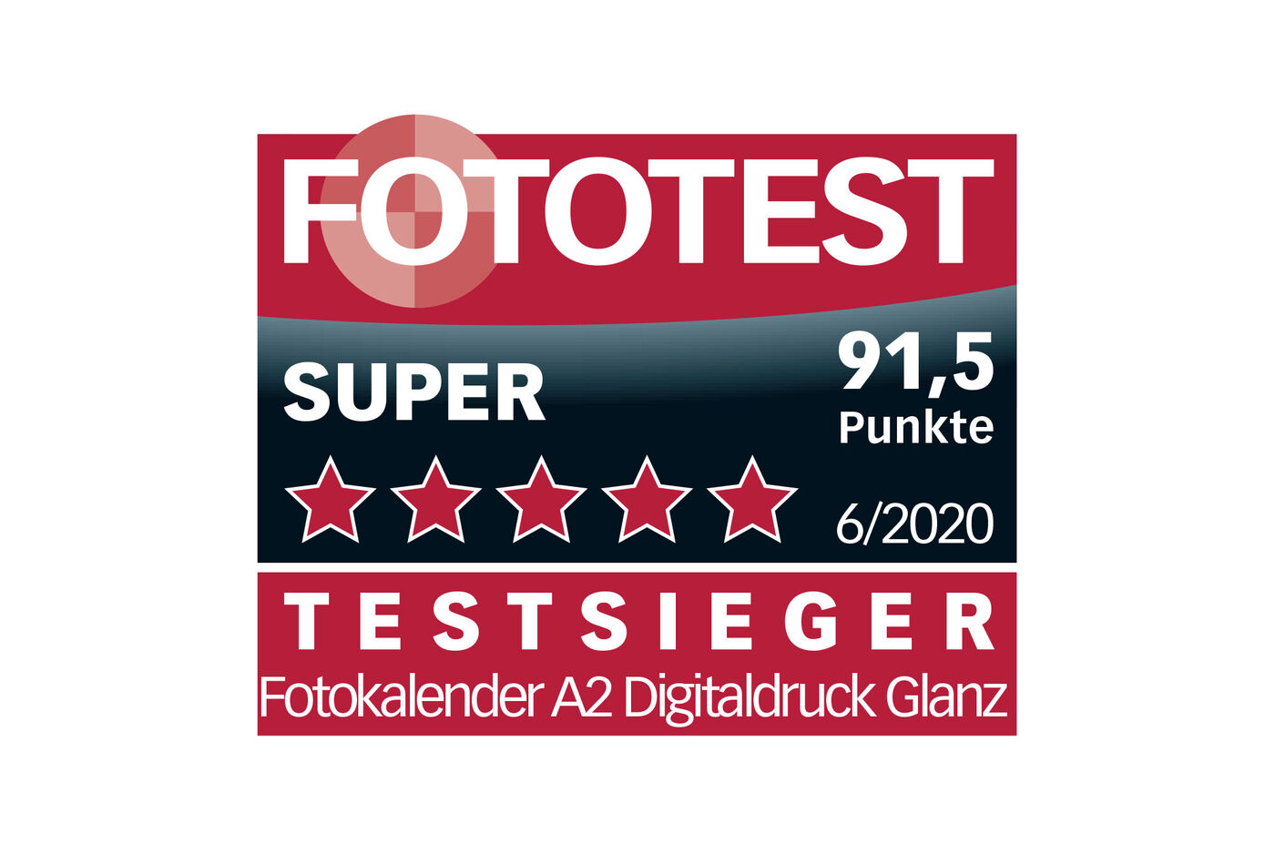 L'immagine mostra un sigillo di premiazione del FOTOTEST con 'Vincitore', 91,5 punti per un calendario fotografico A2 con stampa lucida.